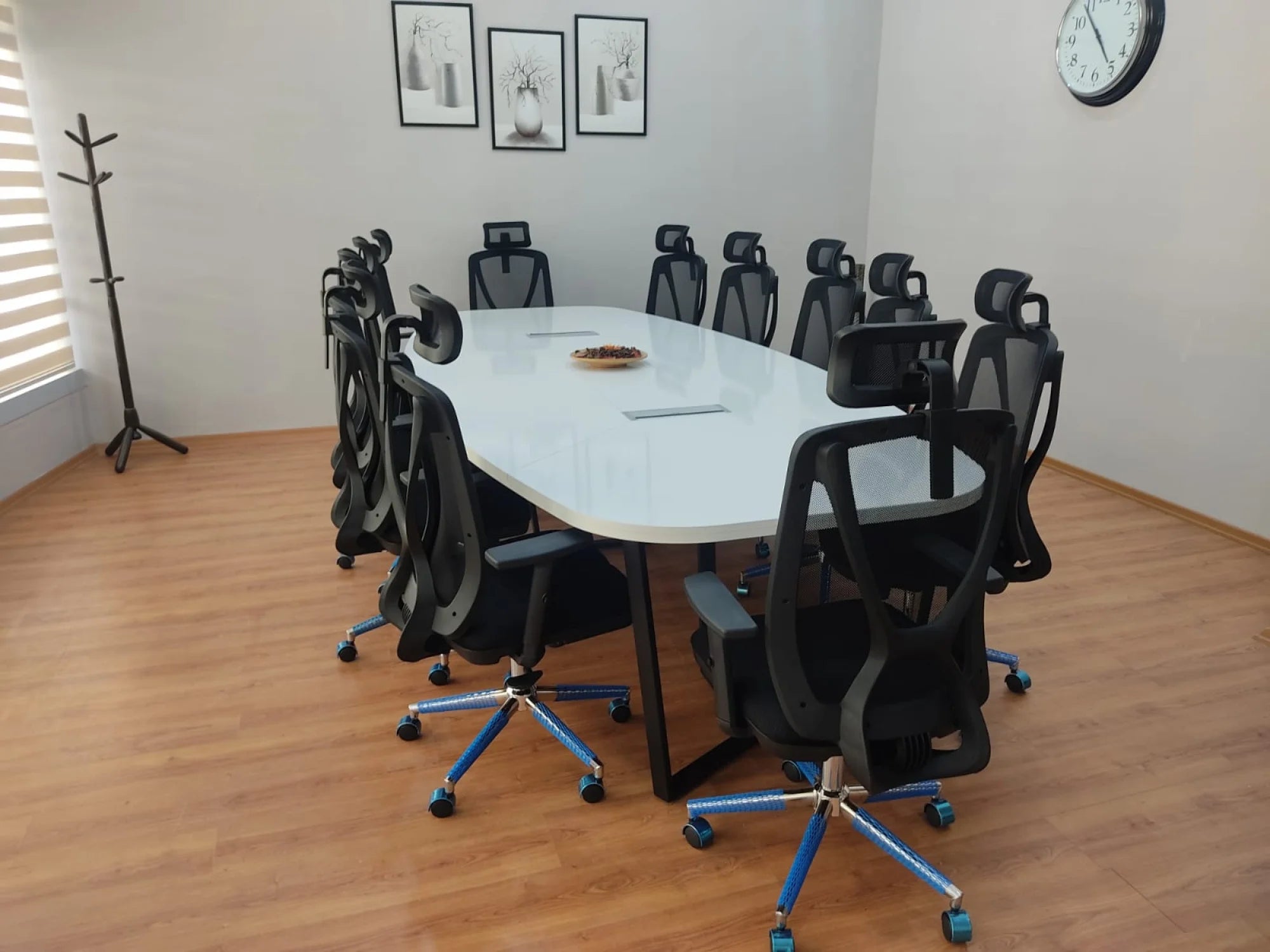 Büyük Oval Toplantı Masası Beyaz ISTANBUL