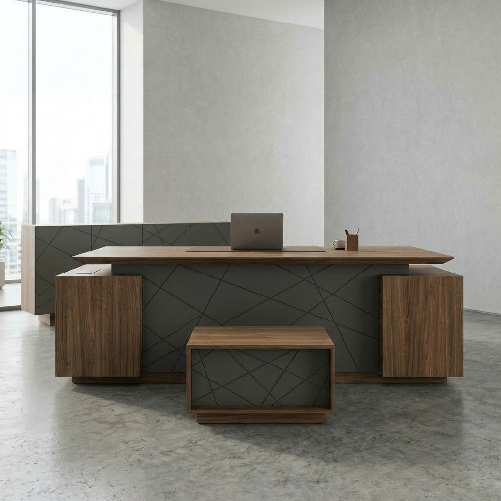 İstanbul Ofis Mobilya modern yönetici masası, ahşap ve antrasit renkli, geometrik detaylı prestijli ofis çalışma takımı