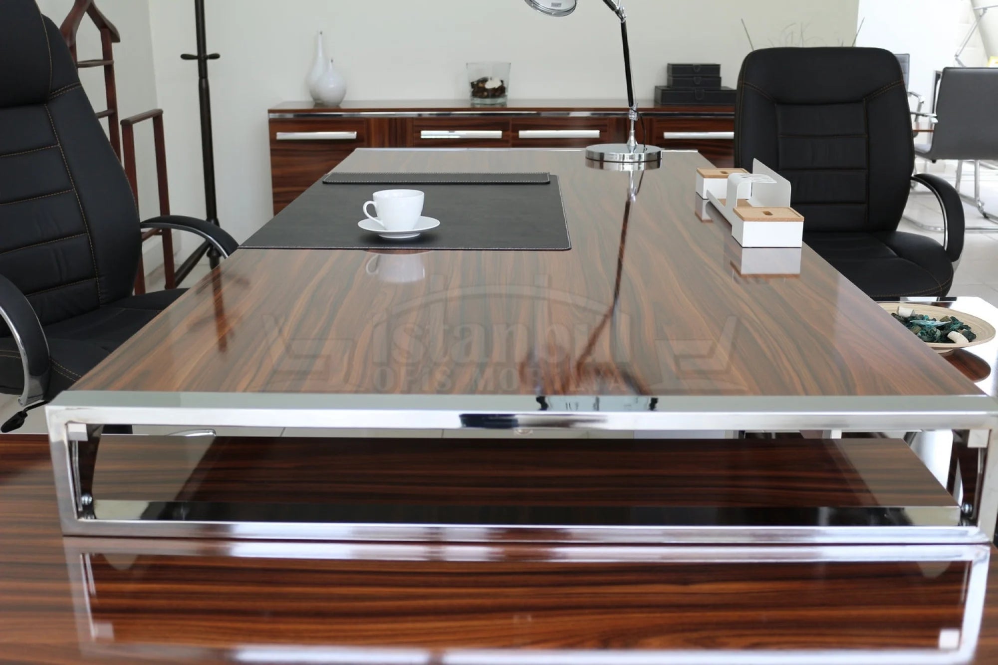 Porshland Ofis Makam Masası Etejerli 220x100 ISTANBUL-TSI