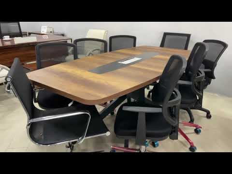 Table de réunion ovale