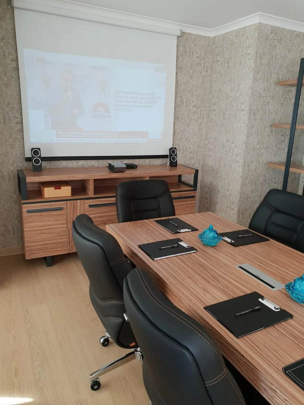 Reno Finans Ataşehir Ofis Mobilya Aziz Bey İstanbul Ofis Mobilya
