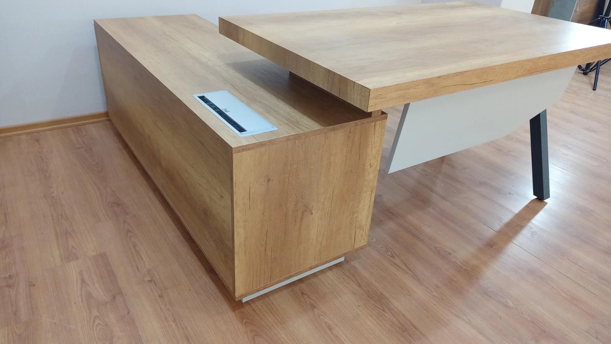 Sidney Tekli (Çoklu)Ofis Masası ISTANBUL