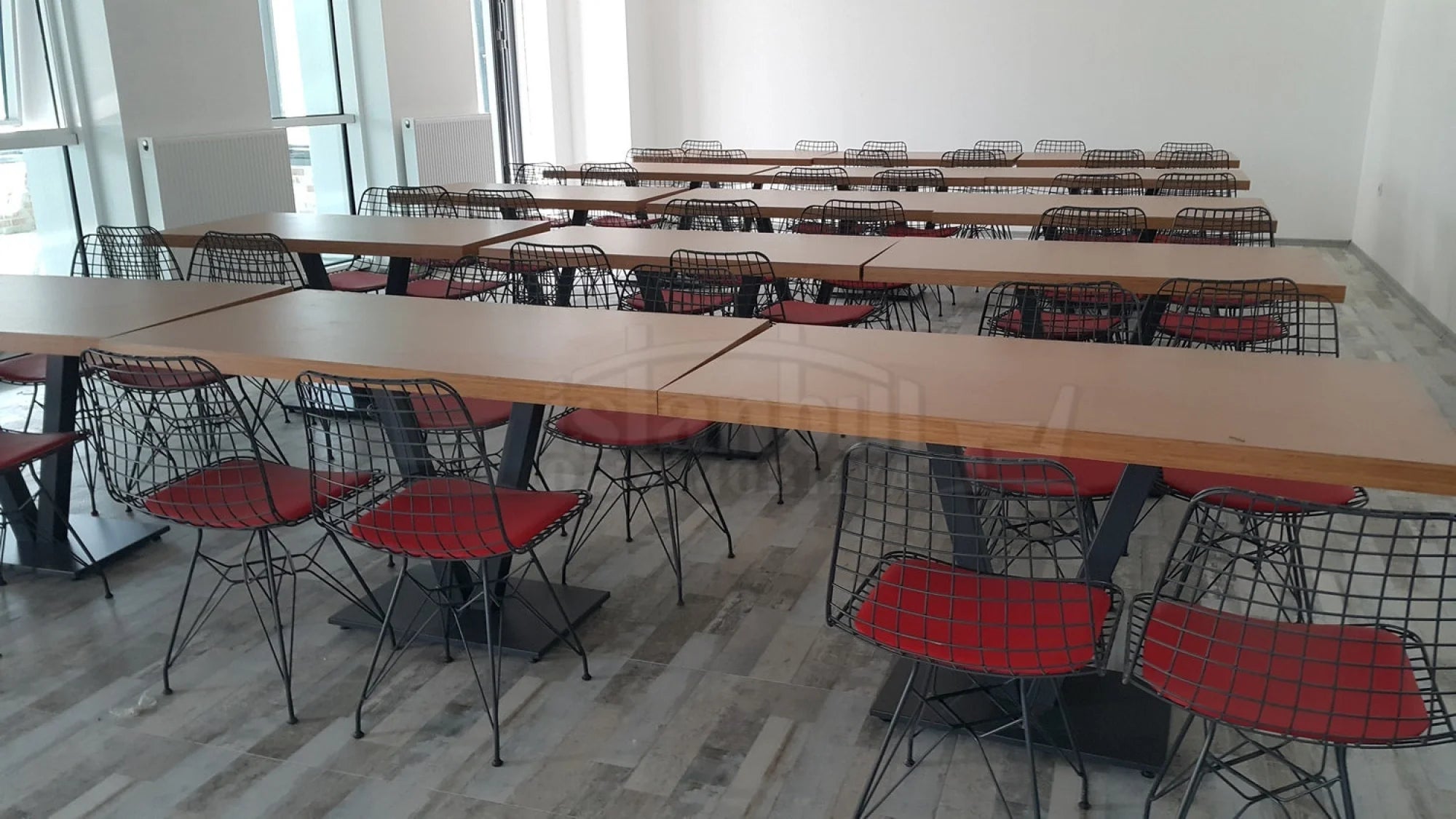 Yemekhane Masaları ve Ortak Dinlenme Alanları ISTANBUL-TSI
