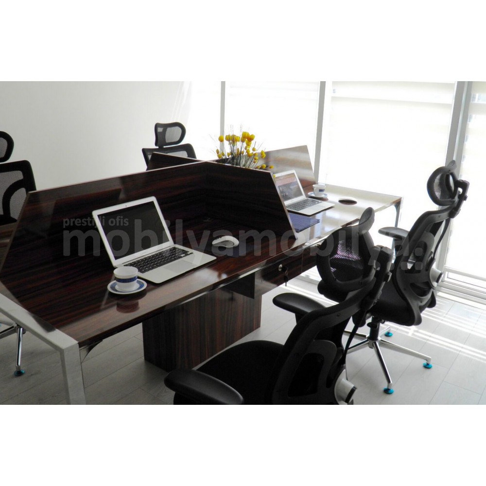 Prêt Mobilier De Bureau M. Hasan Istanbul