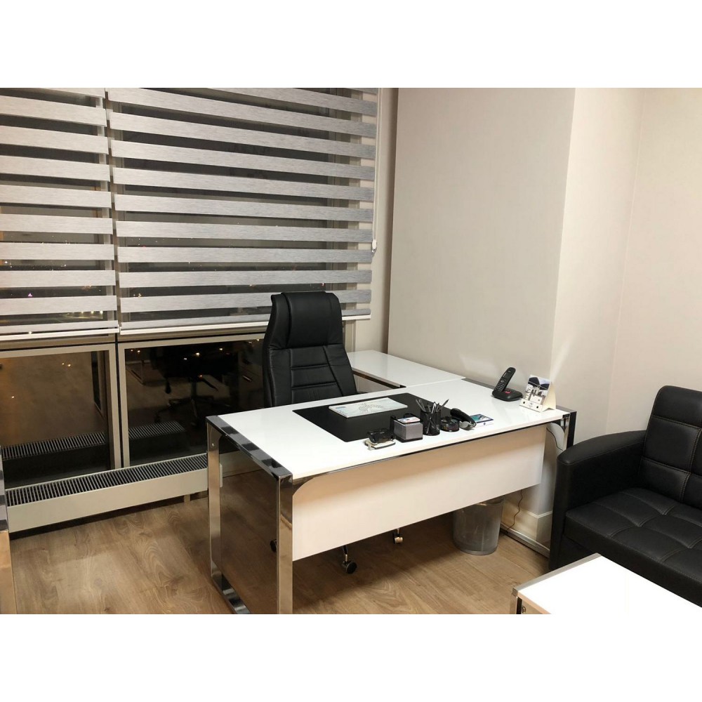 Triple Seater Bureau Plat Mobilier M. Bucarest