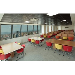 Hall De Connexion Et M. Ibrahim Complete Building Kartal