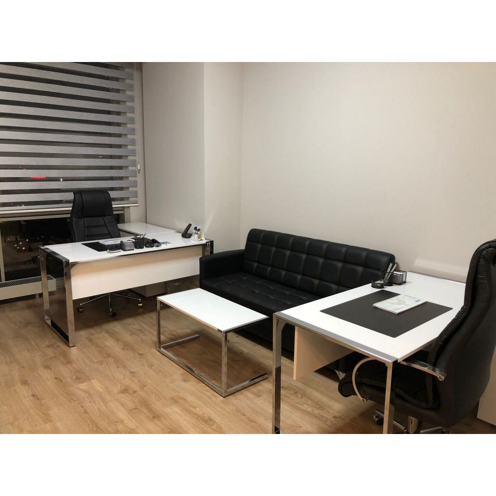 Triple Seater Bureau Plat Mobilier M. Bucarest