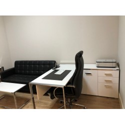 Triple Seater Bureau Plat Mobilier M. Bucarest
