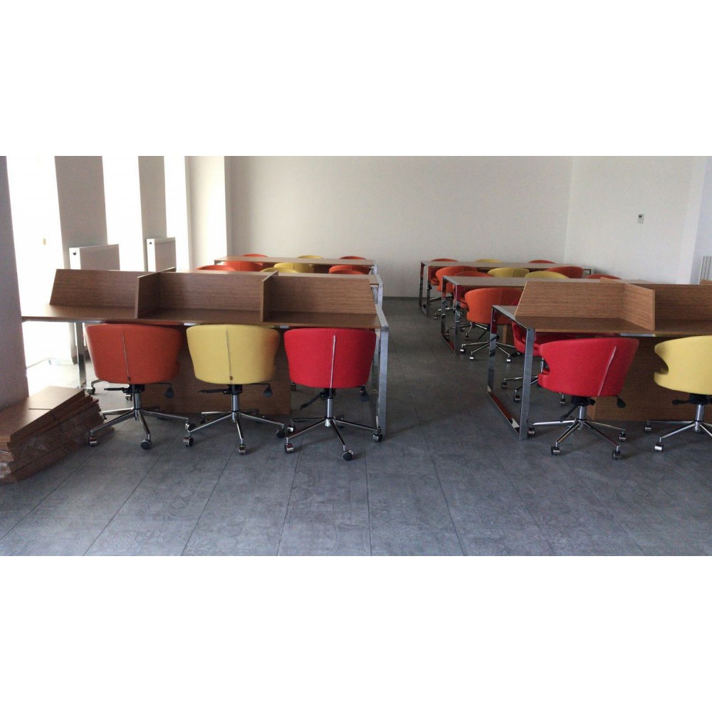 Tables Postes De Travail Poste De Travail Ibrahim