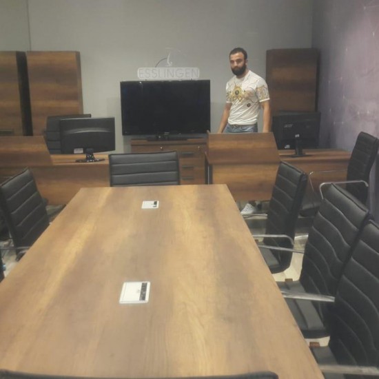 Barber Furniture Croyance Meng