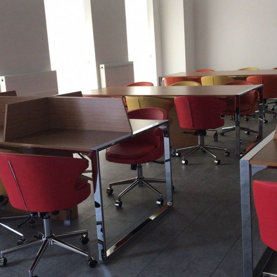 Tables Postes De Travail Poste De Travail Ibrahim