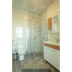 Hall De Connexion Et M. Ibrahim Complete Building Kartal