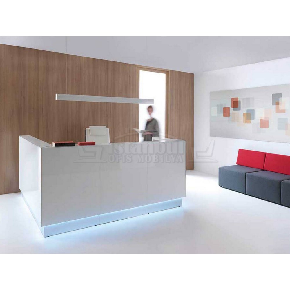 مكاتب بحيرة حالة ميلان