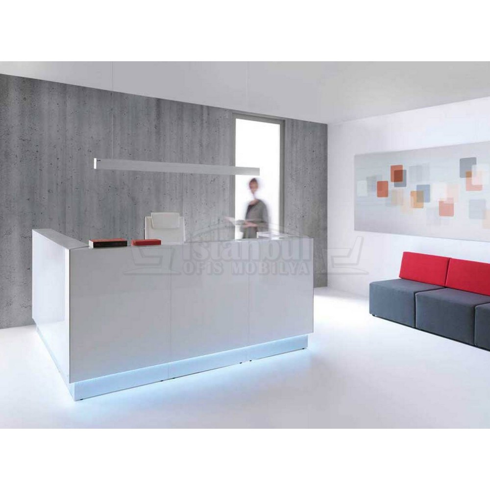 مكاتب بحيرة حالة ميلان