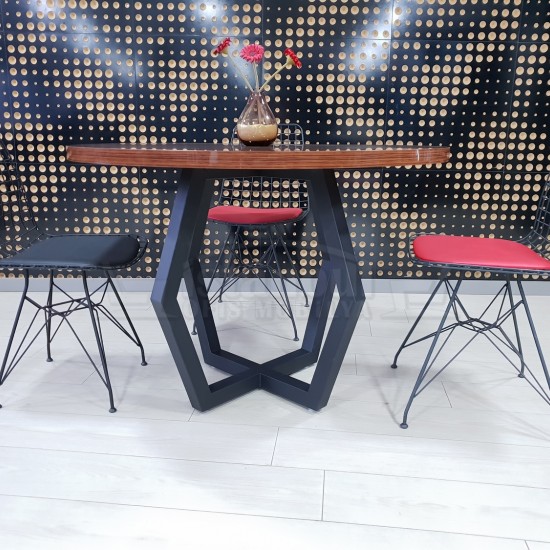 Table Ronde Réunion À Dubaï