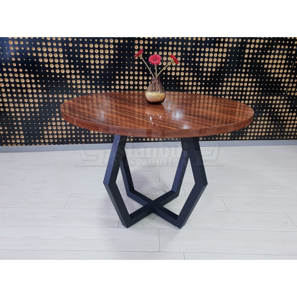 Table Ronde Réunion À Dubaï