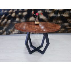 Table Ronde Réunion À Dubaï