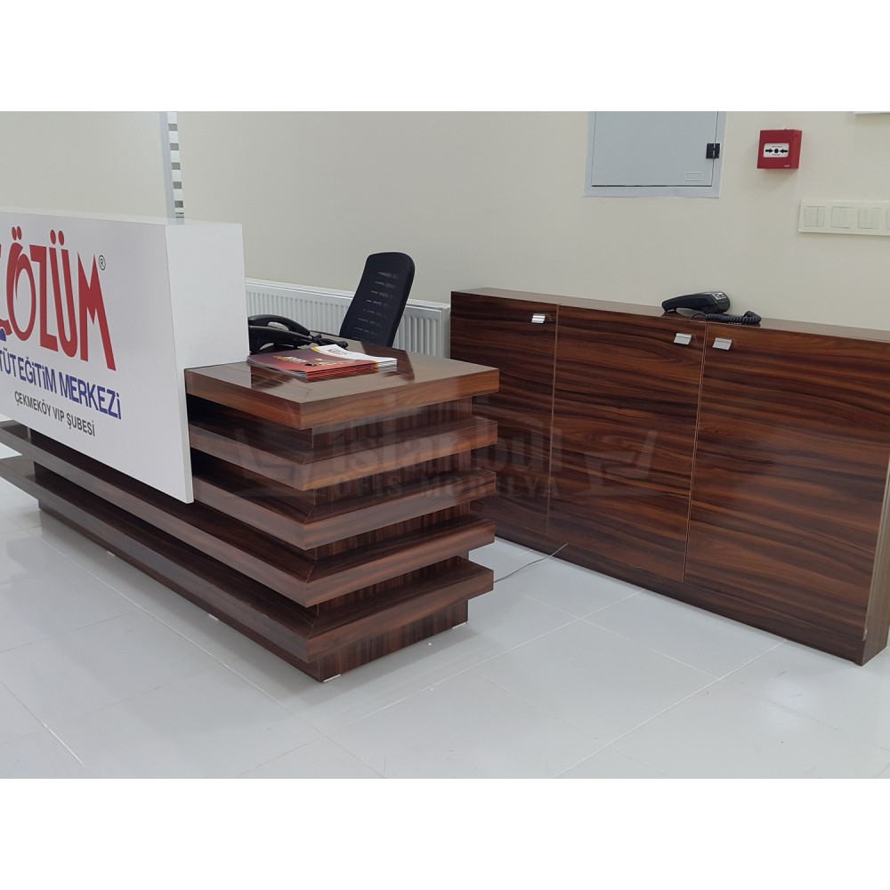 ترحيب مكتب القلعة