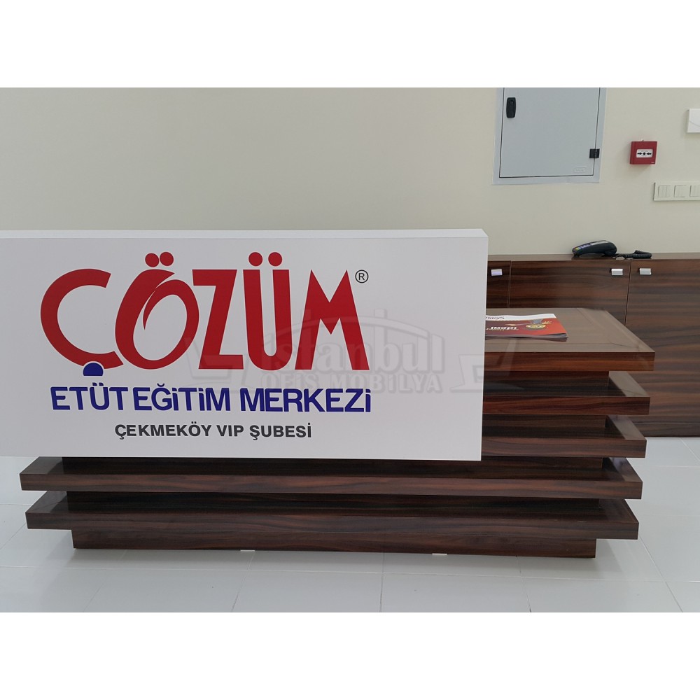 ترحيب مكتب القلعة