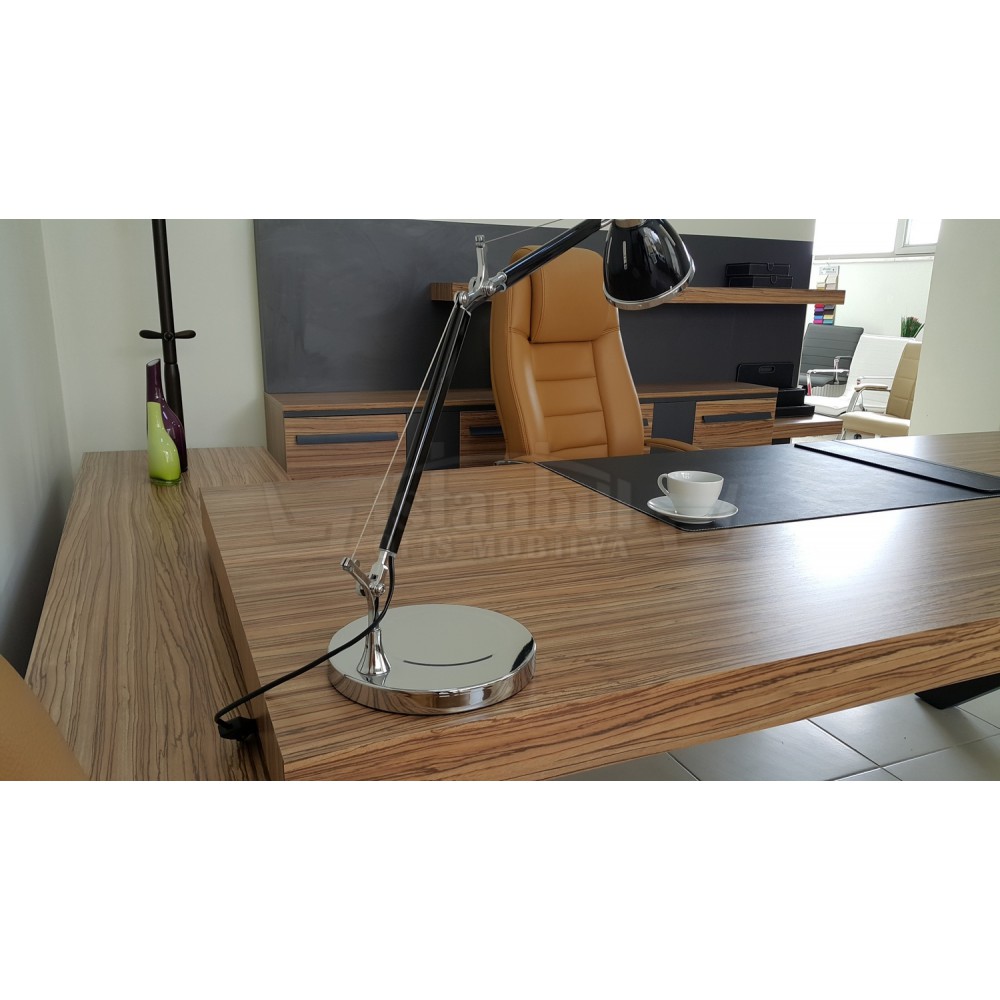 First Class Executive Team