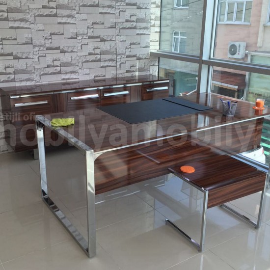 Mobilier De Bureau Plat