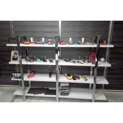 M. Karahan Bound For Glory Hunters Fashion Mobilier De Bureau