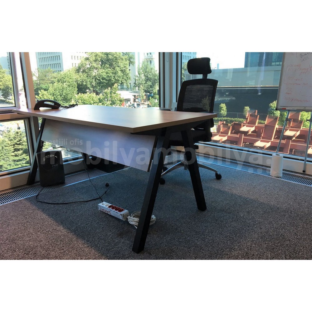 Mehmet Nations Mobilier De Bureau