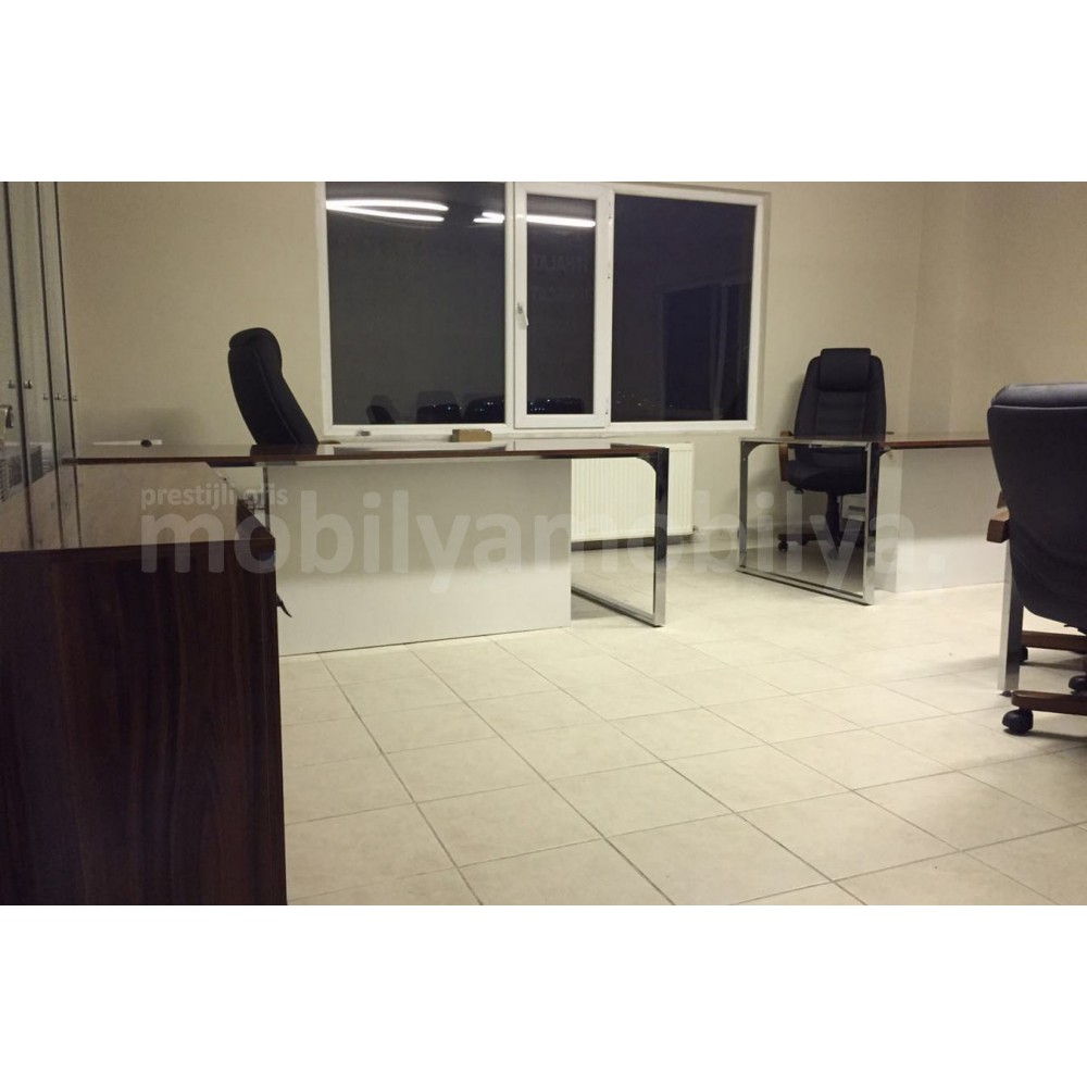 Mobilier De Bureau Divers Été Fait