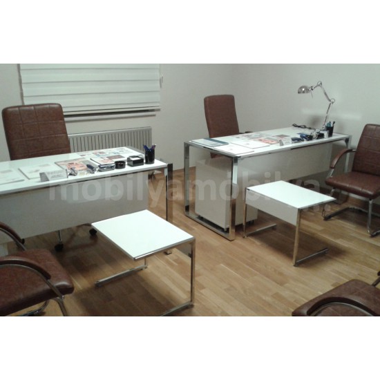 Bureau Ovale Pour Salon De Beauté