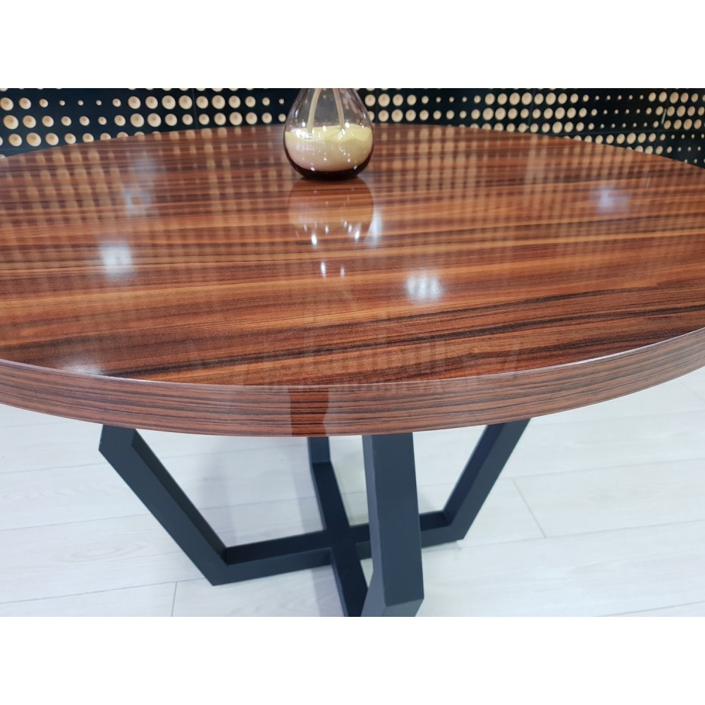 Table Ronde Réunion À Dubaï