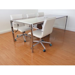 Les Côtés D'Apple Réunion Ouverte Table Socket Système