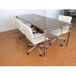 Les Côtés D'Apple Réunion Ouverte Table Socket Système