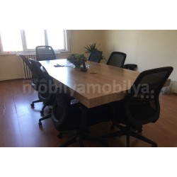 Mme Taksim Bureau Tulipes Mobilier