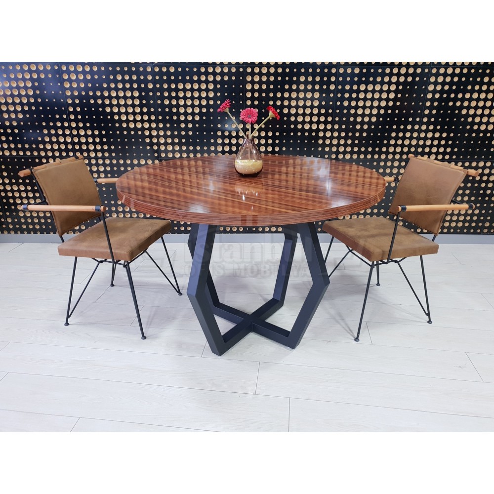 Table Ronde Réunion À Dubaï