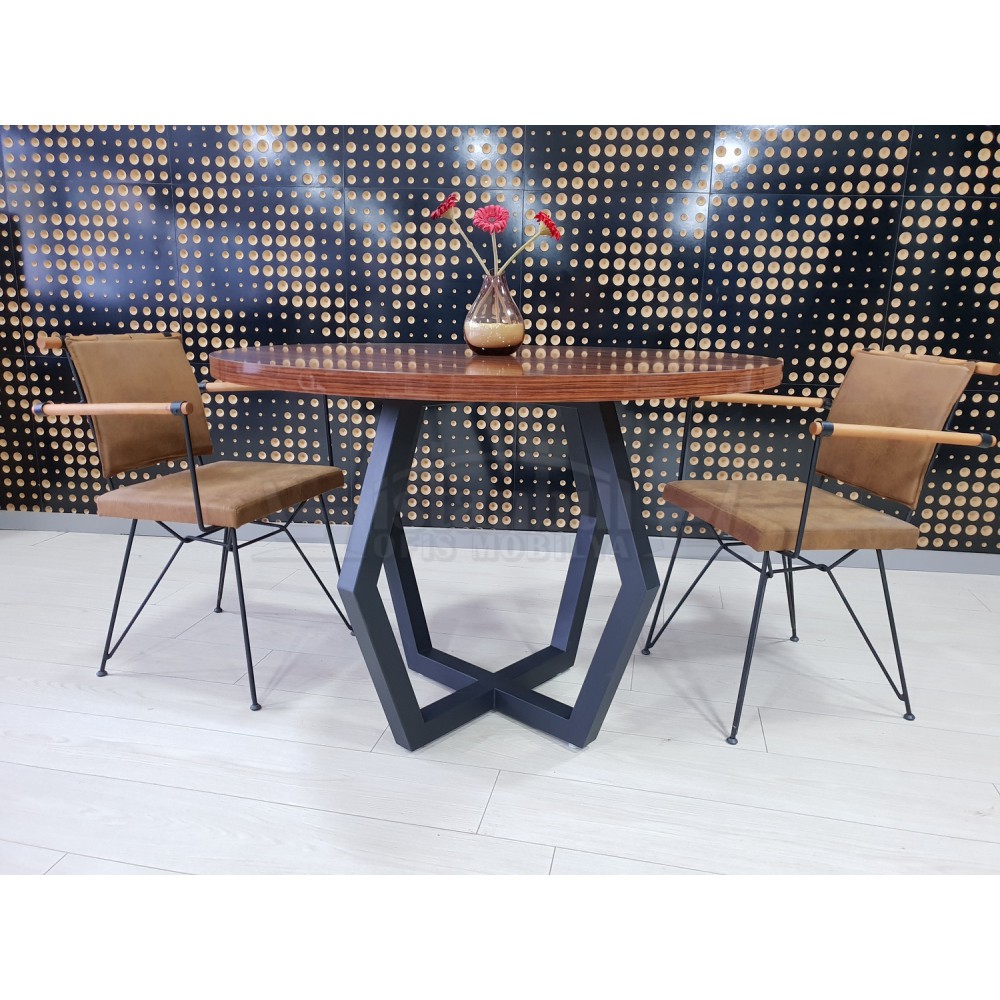 Table Ronde Réunion À Dubaï