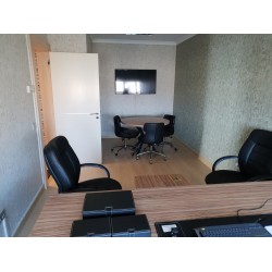 Table Ronde Réunion À Hanovre