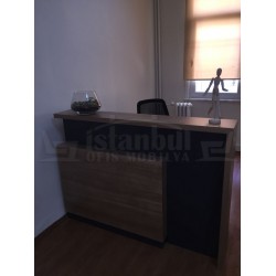 مكتب الاستقبال في لندن