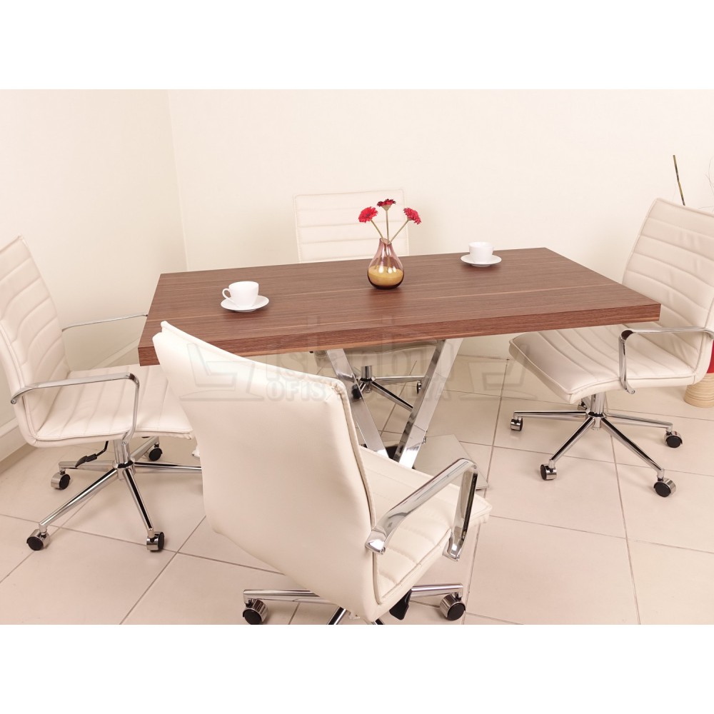 Table De Réunion De Vienne