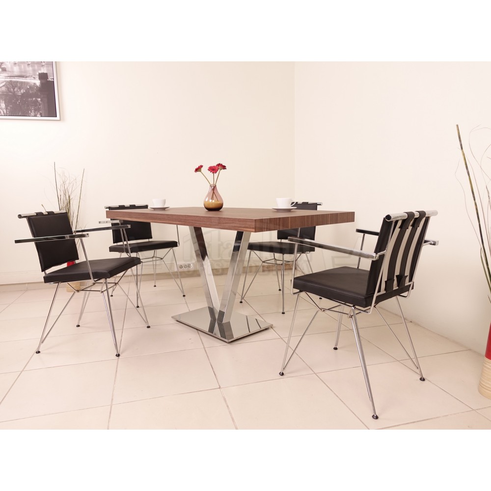 Table De Réunion De Vienne