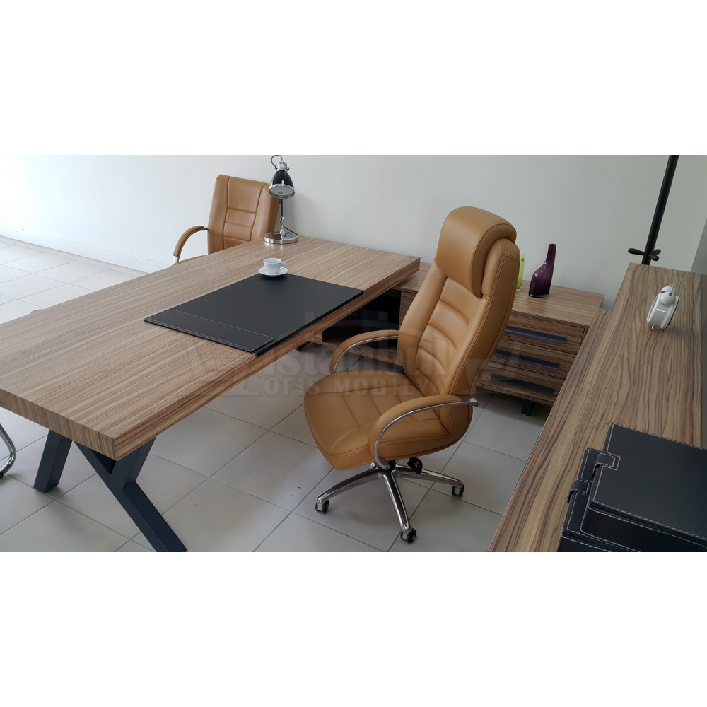 Première Classe Conseil D'Administration Du Plateau Cabinet Anthracite Samba