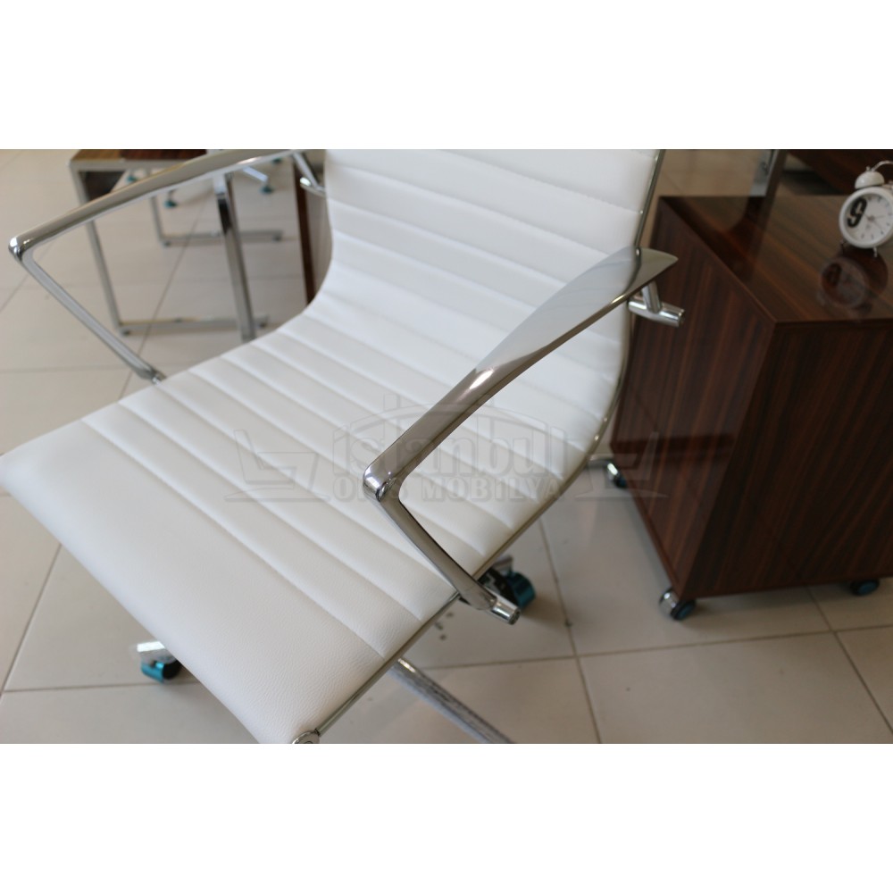 Aylin Guest Chair Etoiles