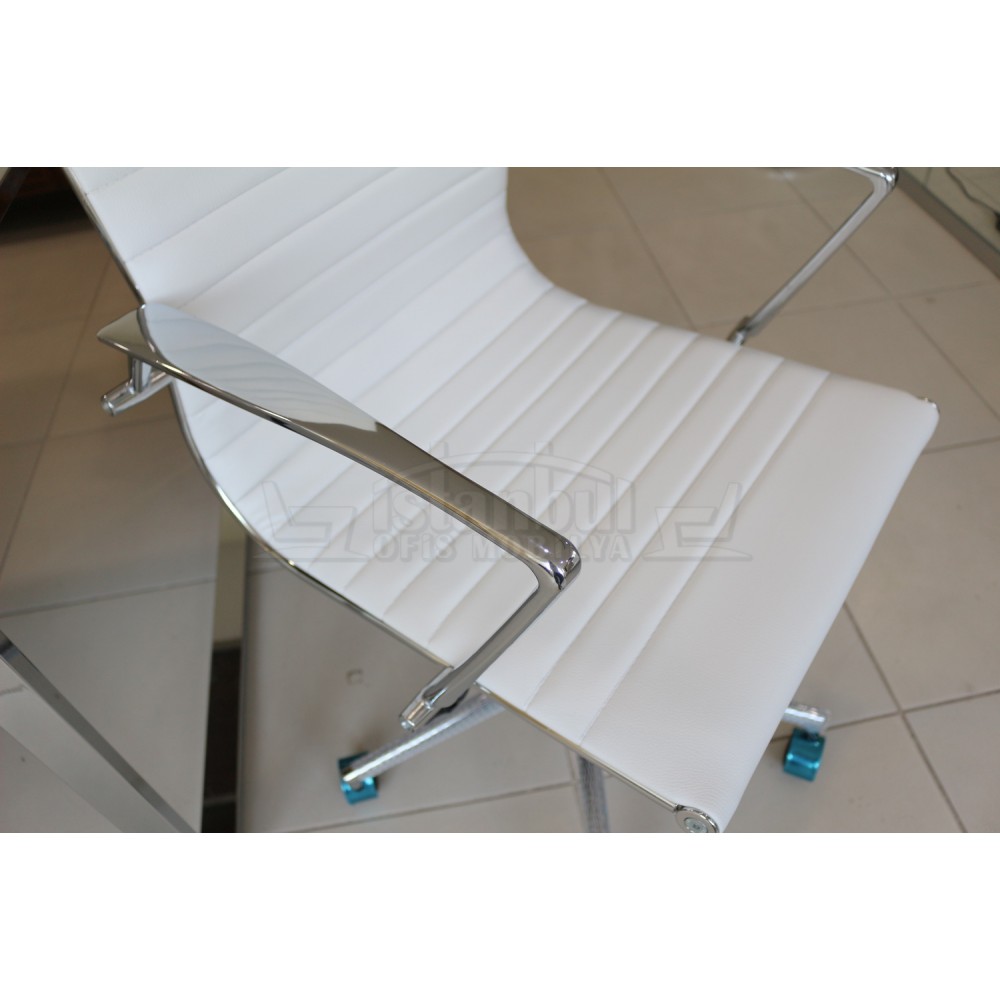 Aylin Président Exécutif