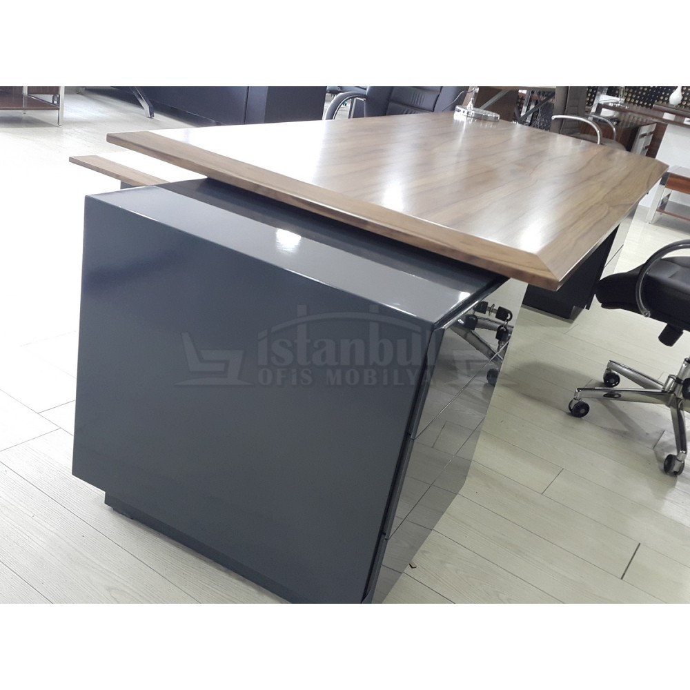 Kadikoy Bureau Exécutif Equipe