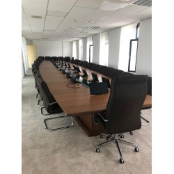 Réunion De La Table En Bois