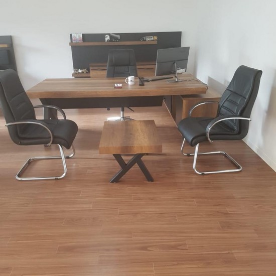 Mobilier De Bureau Suisse M. John Ck Transports