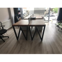 Bureau Pour Quatre Personnes