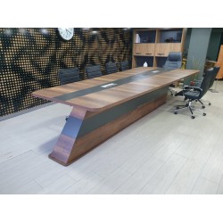Grande table de réunion