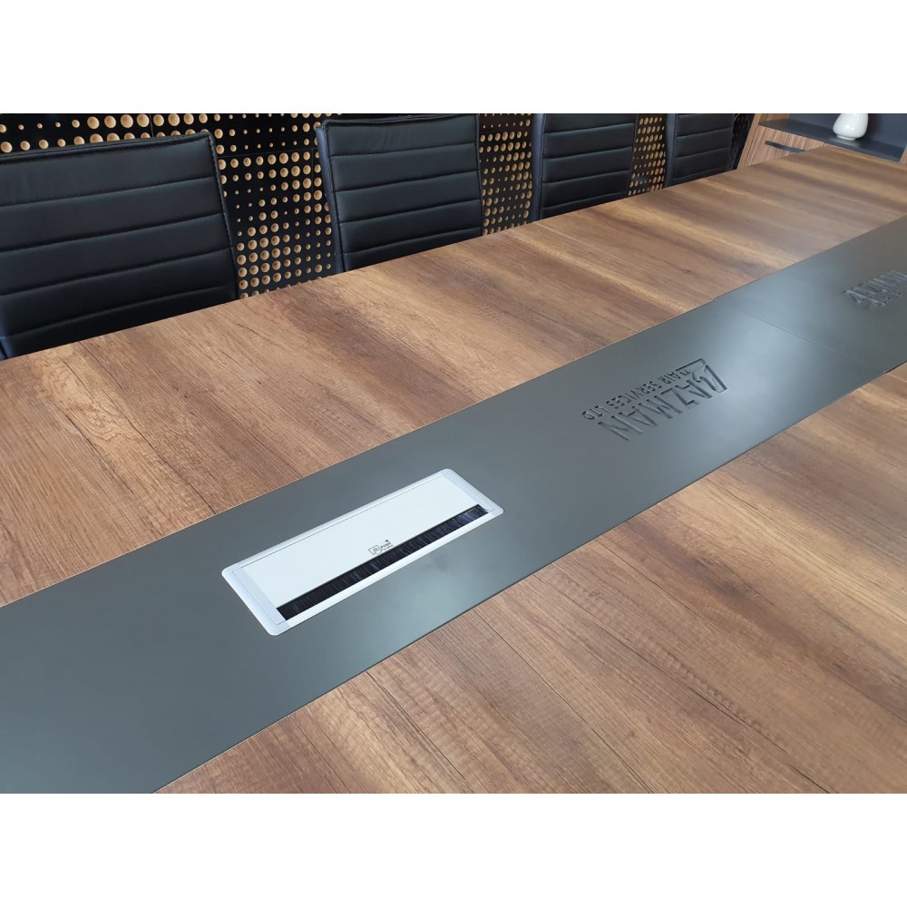 Grande table de réunion