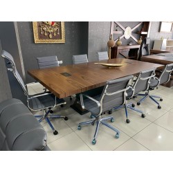 Réunion De La Table En Bois