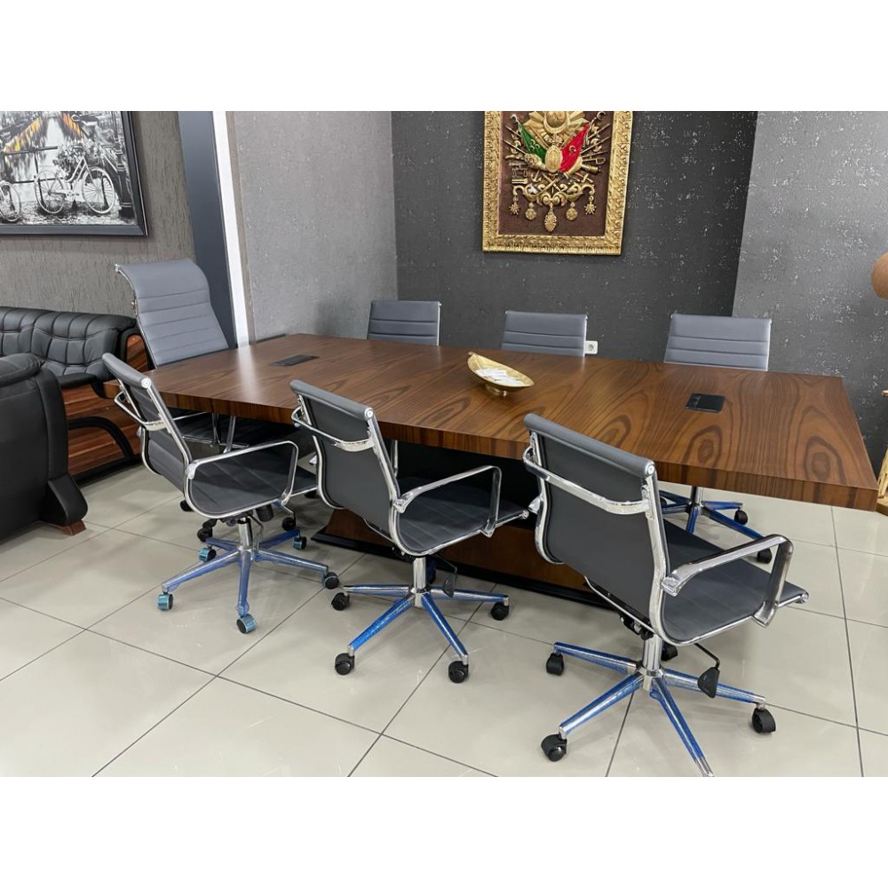 Réunion De La Table En Bois